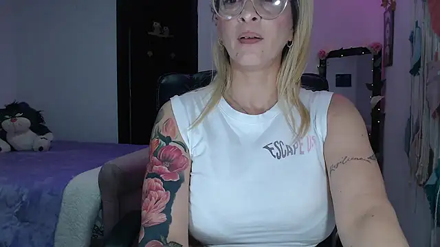 Snapshot of yulieth_anamar chatting on 16, 3, 2025 yulieth anamar online show from 16, 3, 2025