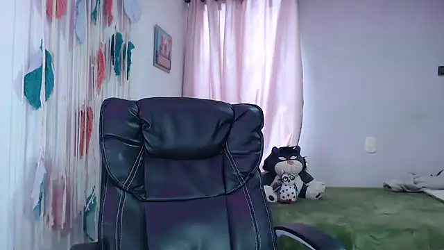 Snapshot of yulieth_anamar chatting on 12, 9, 2025 yulieth anamar online show from 12, 9, 2025
