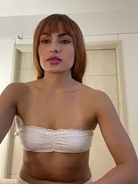 Snapshot of Victoria-77 chatting on 10, 2, 2025 Victoria-77 online show from 10, 2, 2025