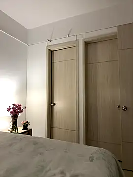 Snapshot of Victoria-77 chatting on 8, 10, 2025 Victoria-77 online show from 8, 10, 2025