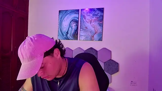 Horny tgn online show from 6, 10, 2025