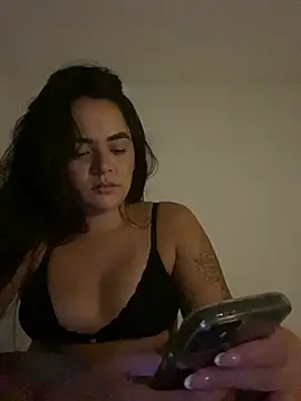 rebeccaareys online show from 12, 1, 2025