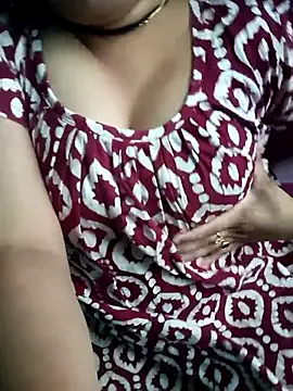 Snapshot of Arohi_is_Live chatting on 5, 12, 2025 Arohi is Live online show from 5, 12, 2025
