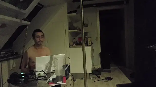 Snapshot of Stephanien chatting on 3, 12, 2024 Stephanien online show from 3, 12, 2024