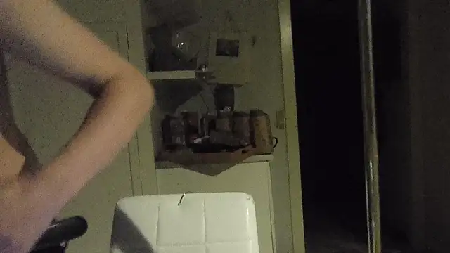 Snapshot of Stephanien chatting on 8, 1, 2025 Stephanien online show from 8, 1, 2025