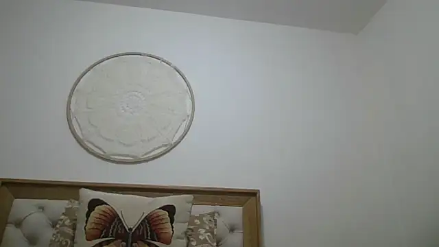 Martina Miiller online show from 2, 3, 2025