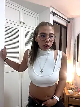 Snapshot of Martina_Miiller chatting on 1, 10, 2025 Martina Miiller online show from 1, 10, 2025