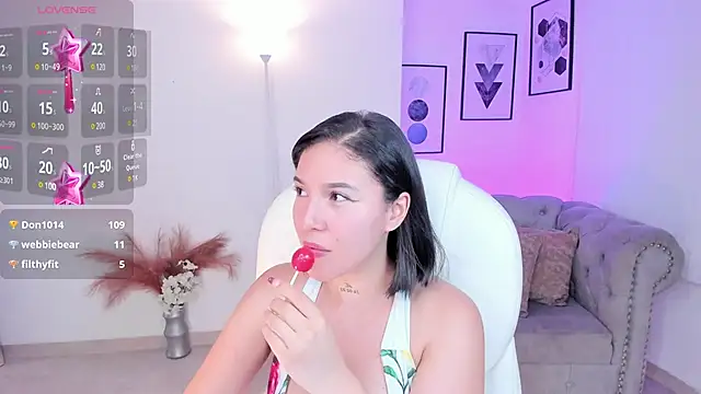 kendaall jenner  online show from 13, 12, 2024