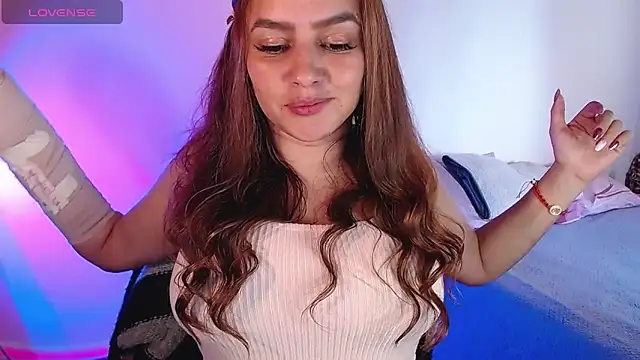Snapshot of Lu_perez chatting on 14, 12, 2024 Lu perez online show from 14, 12, 2024