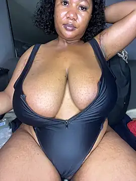 Snapshot of MayaPassion chatting on 26, 6, 2026 MayaPassion online show from 26, 6, 2026