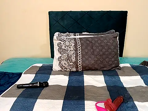 chloechrome online show from 21, 3, 2025