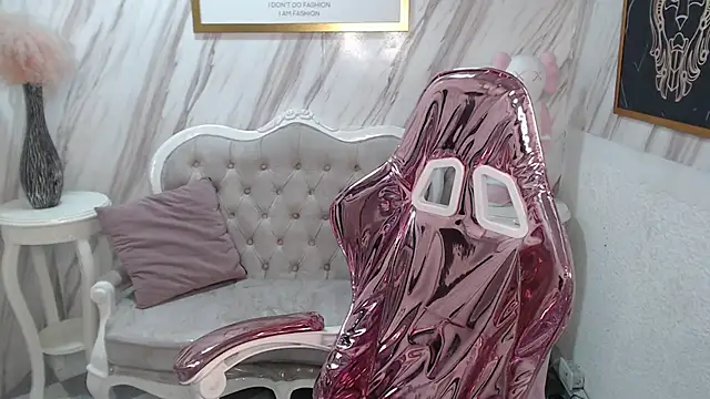 Violeth b online show from 10, 2, 2025