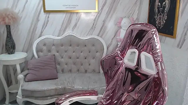 Violeth b online show from 15, 2, 2025