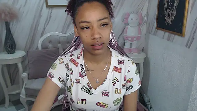 Violeth b online show from 21, 2, 2025