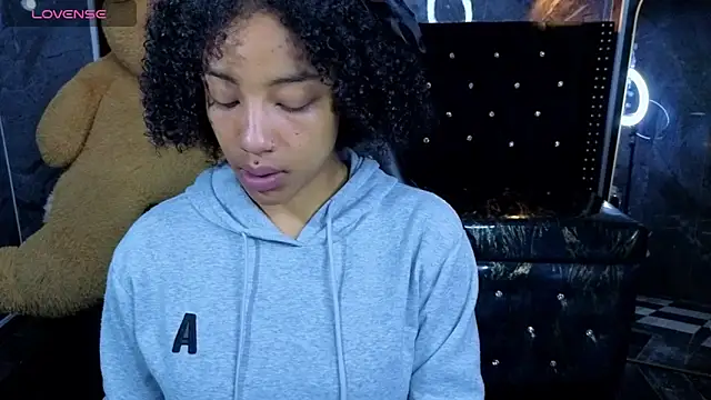 Violeth b online show from 23, 3, 2026