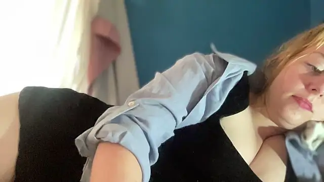 SkarlettRose96 online show from 21, 9, 2025