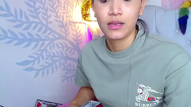 Alison Wiley online show from 25, 6, 2026