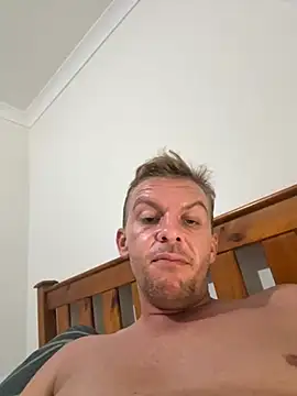 aus guy93 online show from 6, 4, 2026