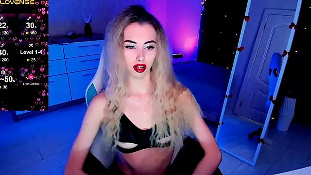 Emilia Klar online show from 24, 2, 2025