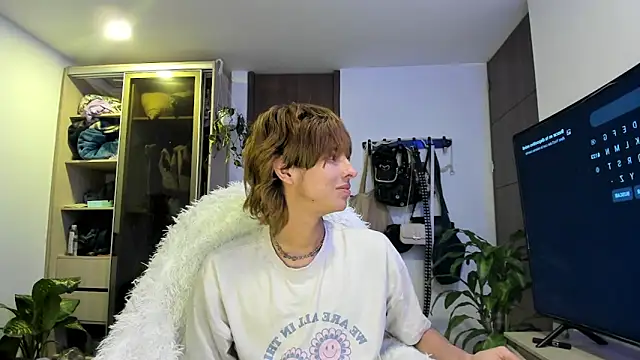 santy-kitty online show from 14, 3, 2025