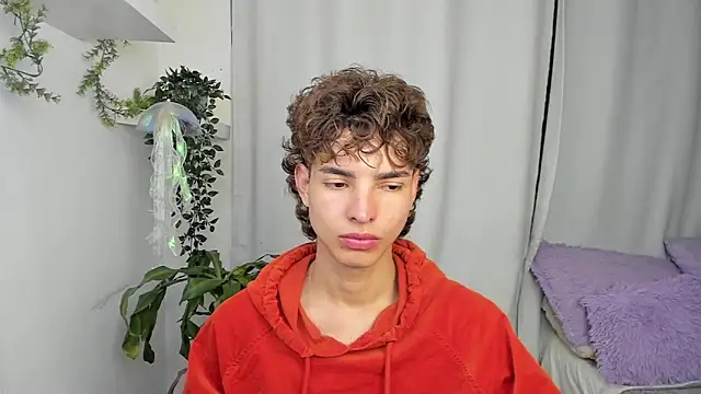 santy-kitty online show from 12, 1, 2026