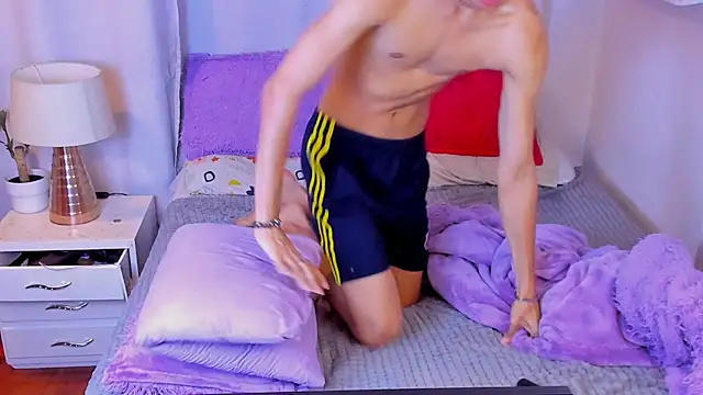 santy-kitty online show from 22, 4, 2026