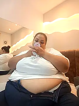 Snapshot of Alisson_am chatting on 16, 11, 2025 Alisson am online show from 16, 11, 2025