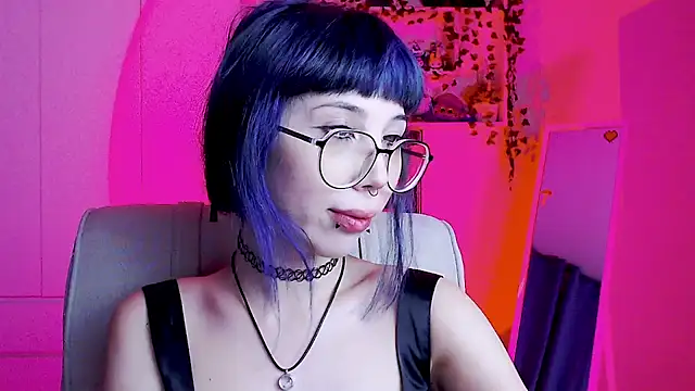 Snapshot of MoriHorri chatting on 5, 12, 2024 MoriHorri online show from 5, 12, 2024