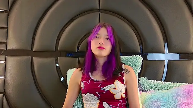 AlliciaKim online show from 7, 1, 2025