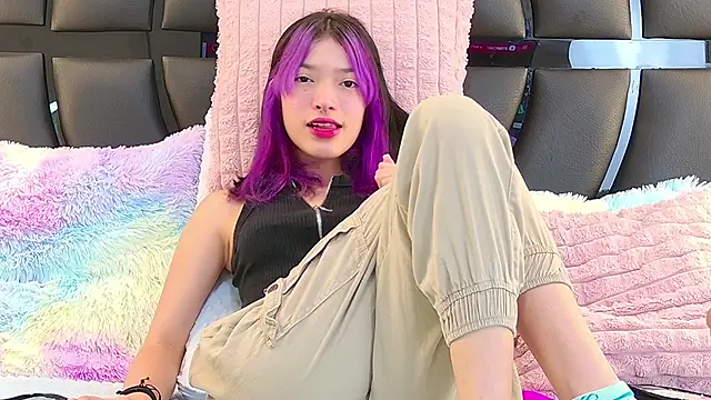 AlliciaKim online show from 11, 1, 2025