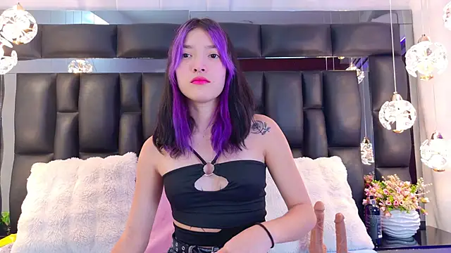 AlliciaKim online show from 31, 1, 2025