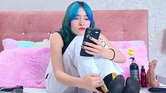 AlliciaKim online show from 24, 9, 2025