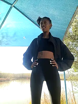Snapshot of 02Boitybaby chatting on 18, 7, 2026 02Boitybaby online show from 18, 7, 2026