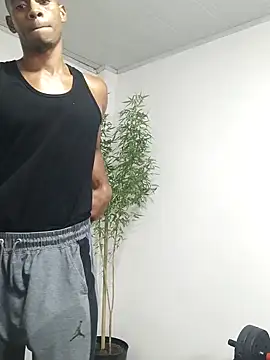 MAXIMO JHONS online show from 23, 9, 2025