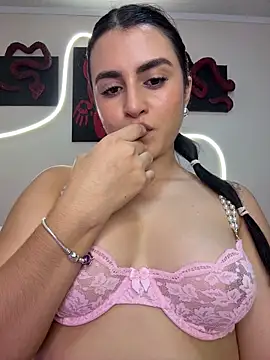 anniemorgan01 online show from 10, 10, 2025