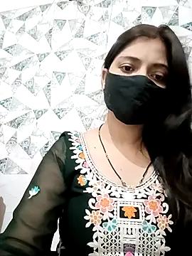 Snapshot of Mahi_Baby25 chatting on 8, 9, 2025 Mahi Baby25 online show from 8, 9, 2025