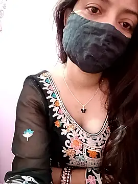 Snapshot of Mahi_Baby25 chatting on 7, 11, 2025 Mahi Baby25 online show from 7, 11, 2025