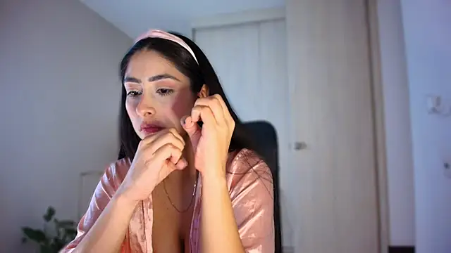 auroracaruso11 online show from 24, 5, 2026