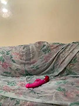 Snapshot of Layla-daloua chatting on 20, 9, 2025 Layla-daloua online show from 20, 9, 2025