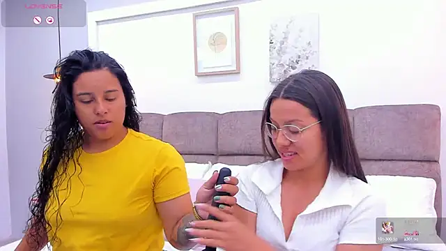 Snapshot of Dilan_y_Mia chatting on 7, 3, 2025 Dilan y Mia online show from 7, 3, 2025