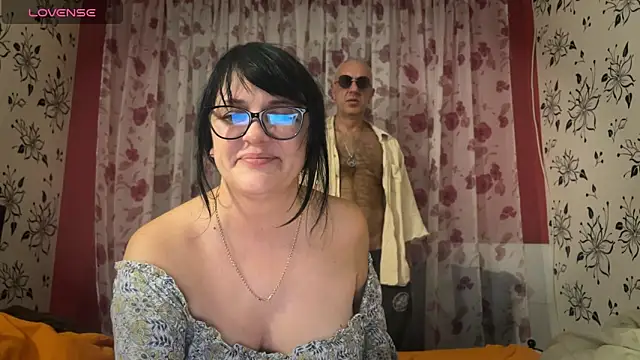 Snapshot of StellarTeam chatting on 3, 10, 2025 StellarTeam online show from 3, 10, 2025