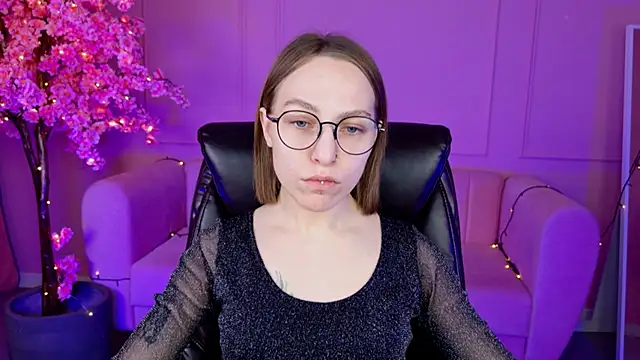 Snapshot of AphexQueen chatting on 28, 1, 2025 AphexQueen online show from 28, 1, 2025