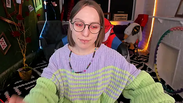 Snapshot of AphexQueen chatting on 19, 2, 2025 AphexQueen online show from 19, 2, 2025