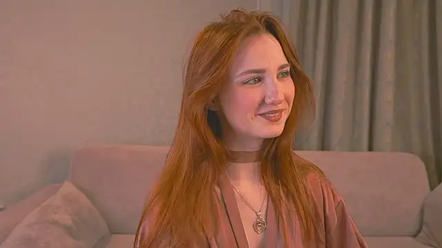 Snapshot of EsmaCrumbley chatting on 22, 1, 2025 EsmaCrumbley online show from 22, 1, 2025