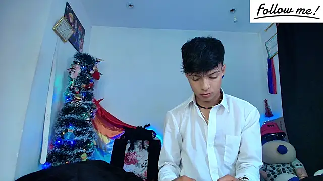 twink sebas  online show from 22, 12, 2024