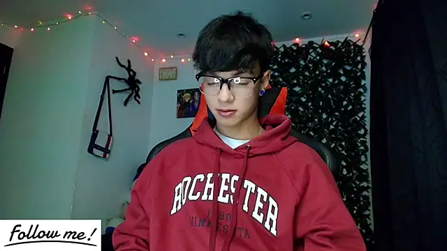 twink sebas  online show from 22, 1, 2025