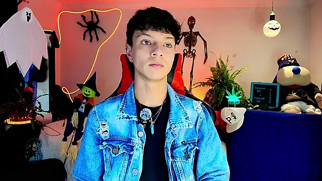 twink sebas  online show from 22, 10, 2025