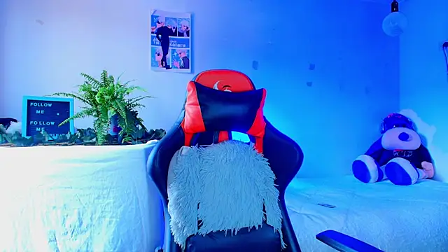 twink sebas  online show from 19, 11, 2025