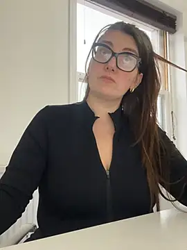 Miss Stassi online show from 18, 12, 2024