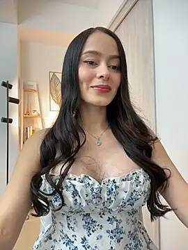 Snapshot of rubyhill_2711 chatting on 18, 12, 2025 rubyhill 2711 online show from 18, 12, 2025